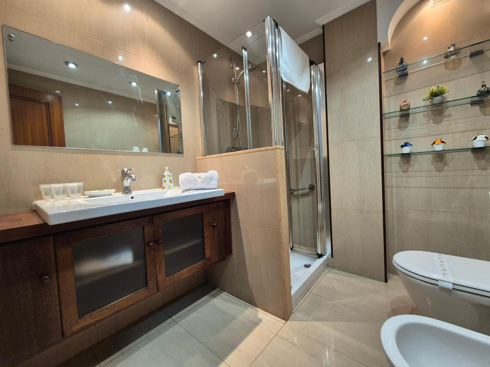 Apartament 1a125 Comodo Apto Con Garaje